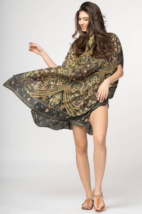 Rochie de plajă tip poncho din mătase elegantă