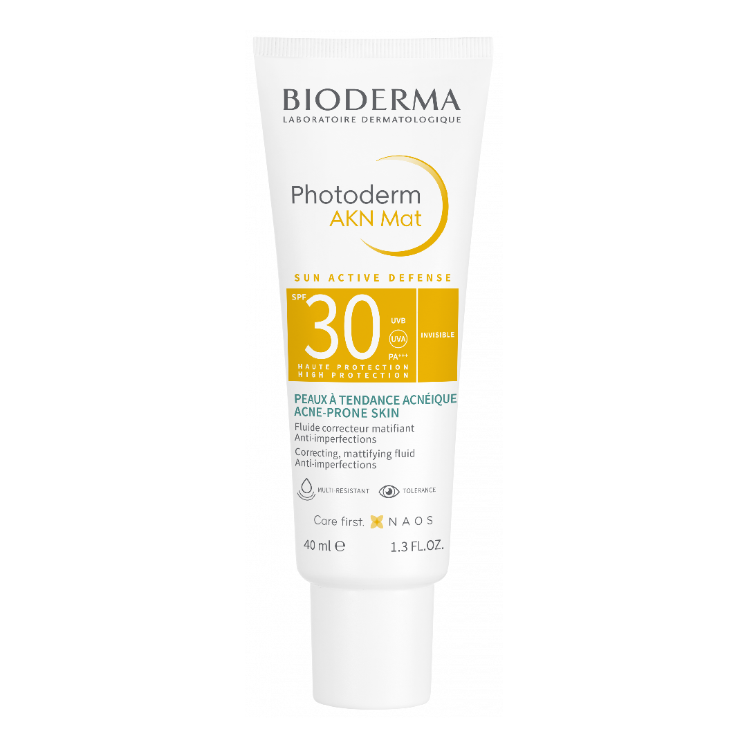 Fluid matifiant si corector Photoderm AKN Mat